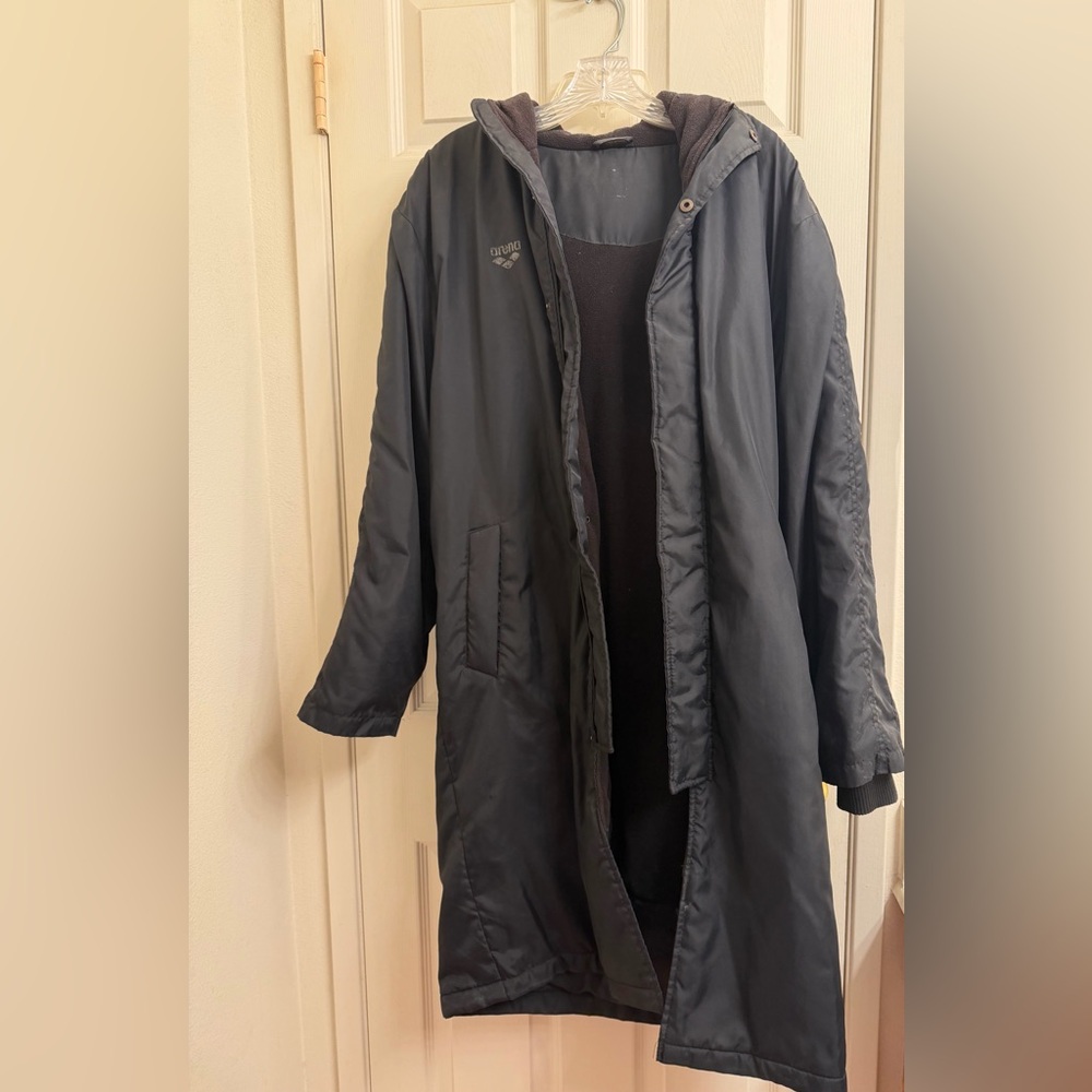 Arena Swim Parka Black, size Small